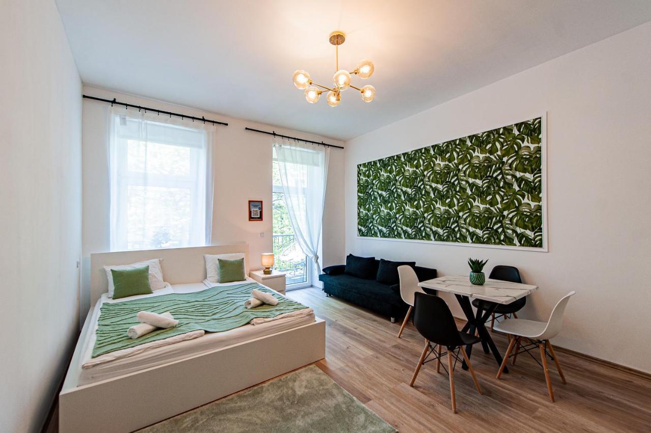 My City Apartment- Vienna Jungle Room Exterior photo